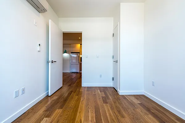Rented by Nooklyn NYC LLC | media 120
