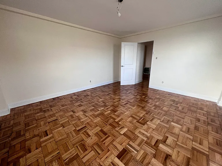 164-20 Highland Ave #4O — Photo 6