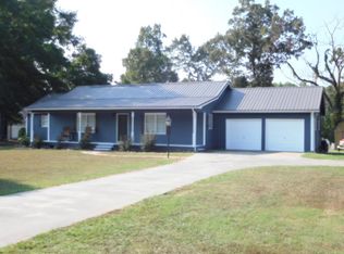 715 W Nance Springs Rd SW, Dalton, GA 30721