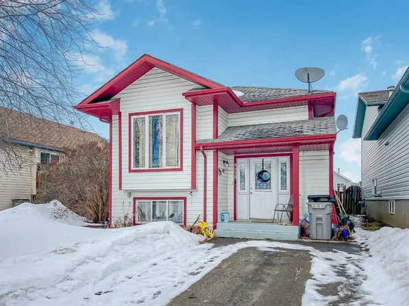 9028 S 63rd Ave, Grande Prairie, AB T8W 2M3