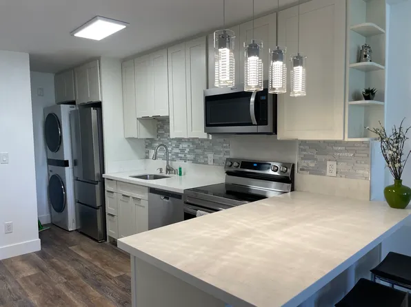 435 Seaside Ave APT 308, Honolulu, HI 96815