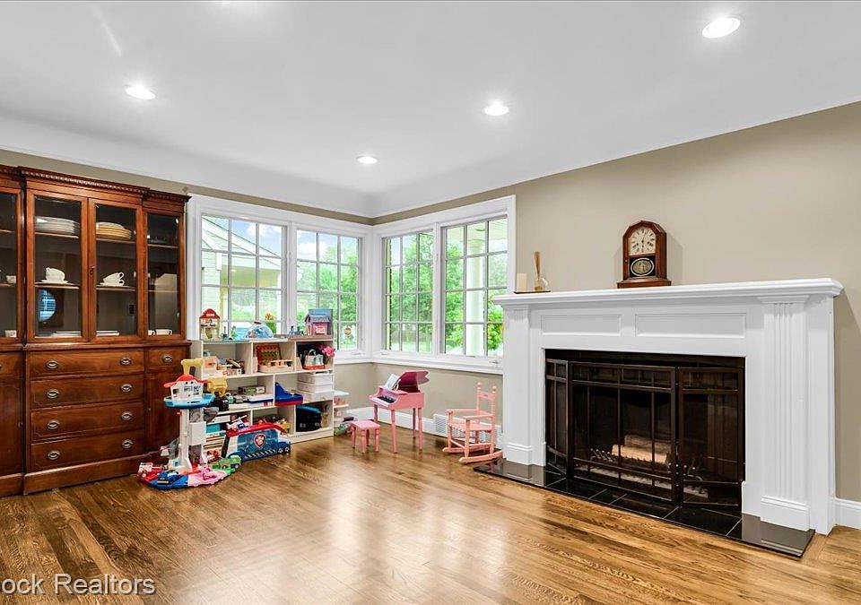 2253 Pembroke Rd, photo 4
