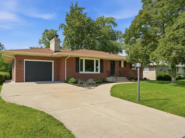 1120 W 54th Ave, Merrillville, IN 46410