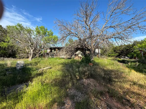 1081 Dan Moody St, Buffalo Gap, TX 79508