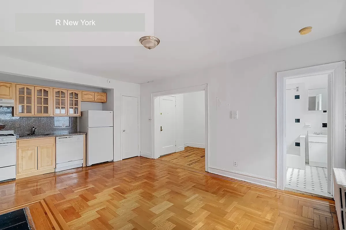 378 Bleecker Street — Photo 4