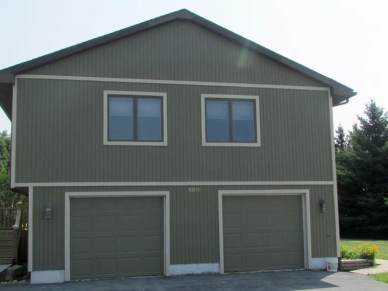 House, Garage View