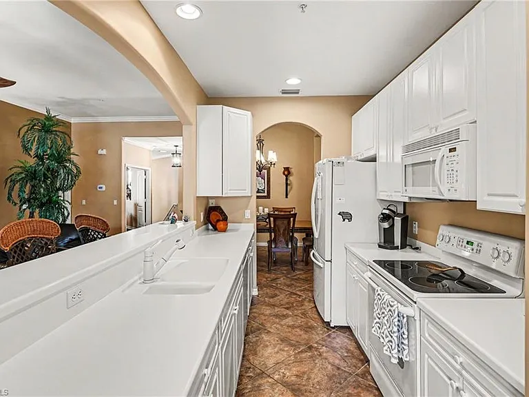 1230 Sweetwater Ln #2208 — Photo 13