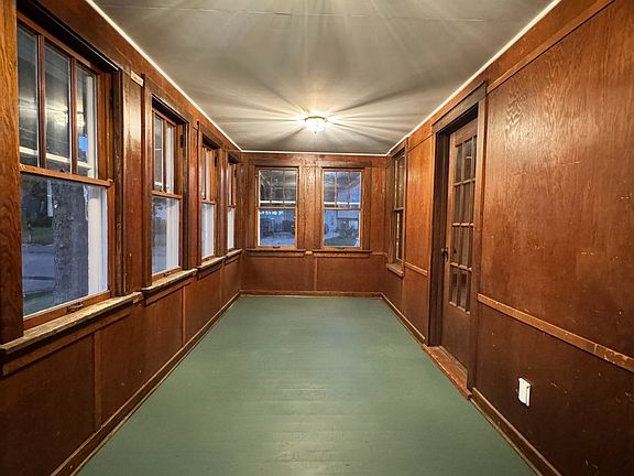 2nd image of 2312 Jovina St