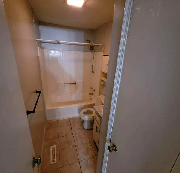 123 Ferndale Dr #1 — Photo 1