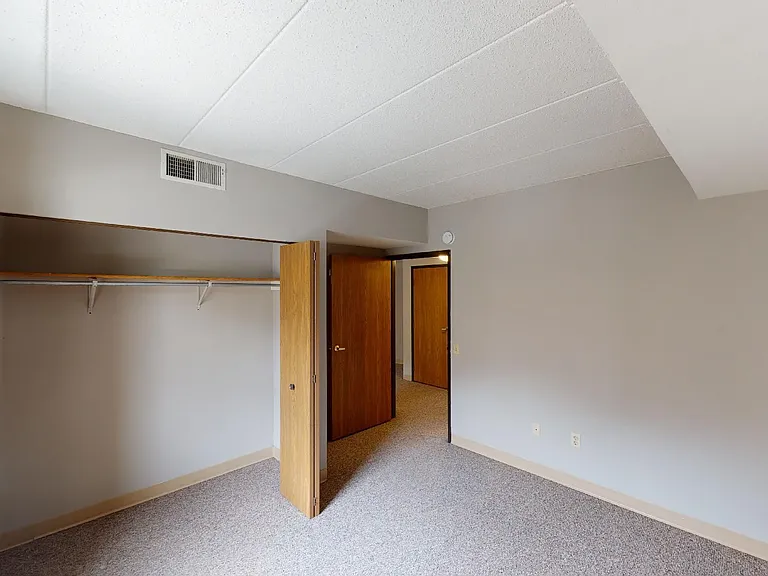 515 State St — Photo 13