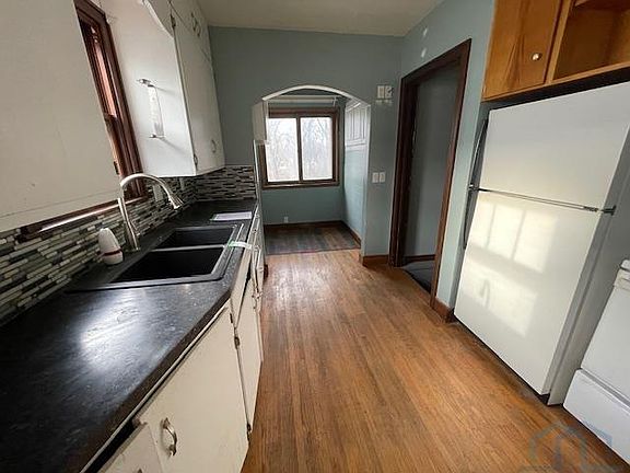 5th image of 1150 11th St