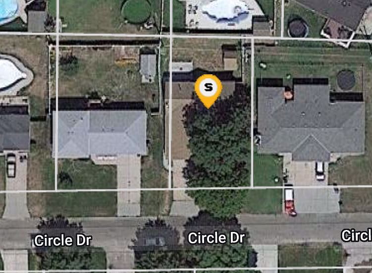 1st image of 2914 Circle Dr