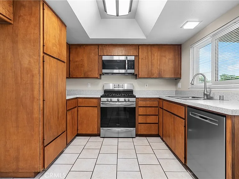 34155 Camino El Molino — Photo 10