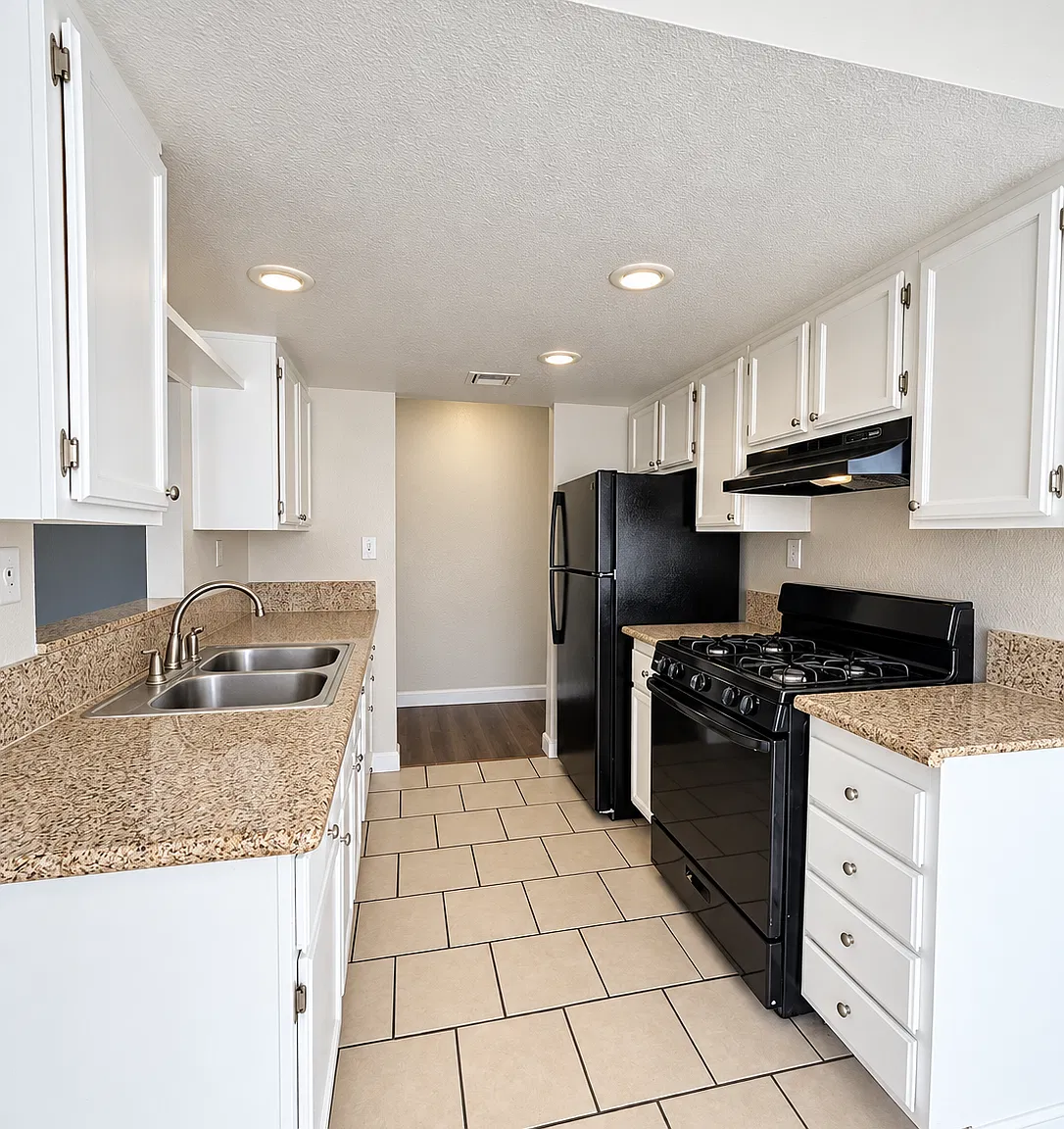 2 bed, 2.0 bath, $1,300 — Photo 2