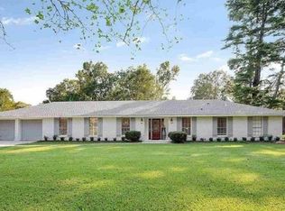 1074 Fulwar Skipwith Rd, Baton Rouge, LA 70810
