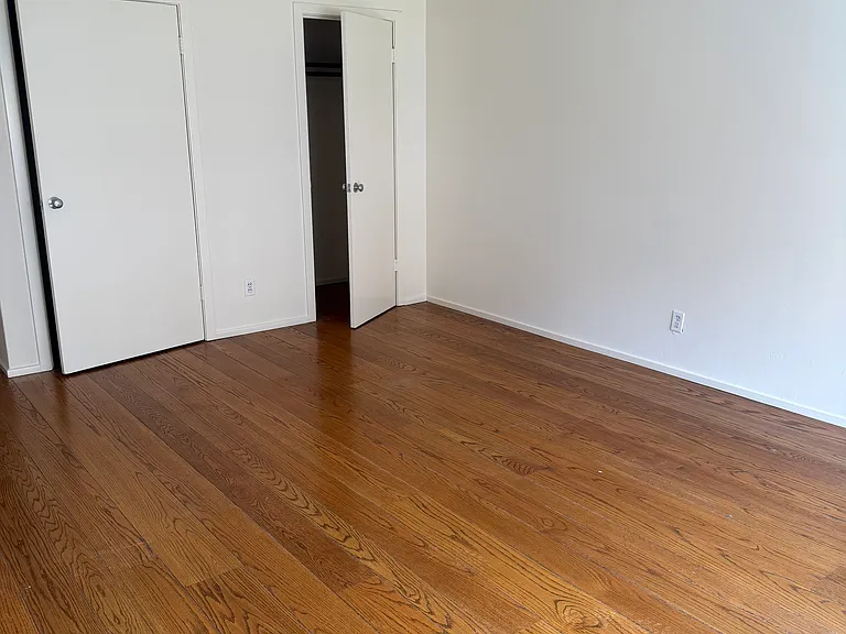 2110 Kittredge St #103 — Photo 11