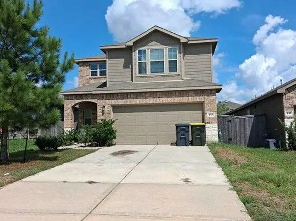 217 Seven Pines Dr, Willis, TX 77378