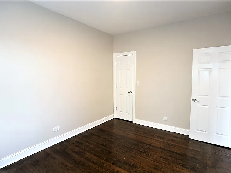 1634 W Roscoe St #1W — Photo 8