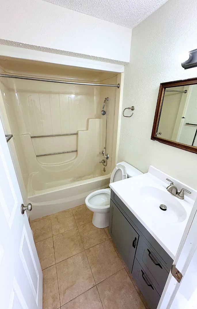 Burt 18-Unit (Countryside Properties) — Photo 4
