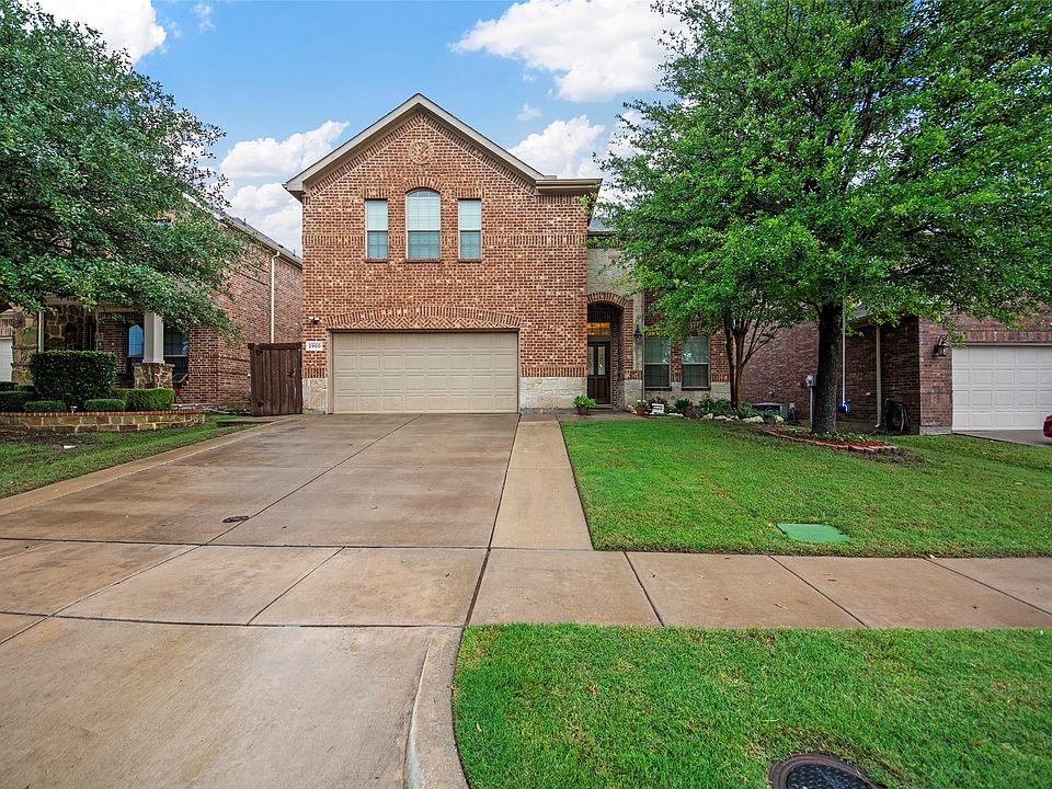 1st image of 2900 Golfview Dr
