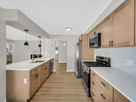 4th image of 7050 Remington Ct #102