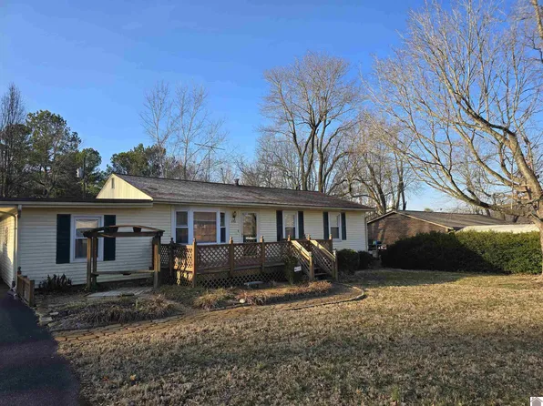 680 Crabapple Dr, Calvert City, KY 42029