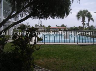 405 Island Way APT 24, Clearwater Beach, FL 33767