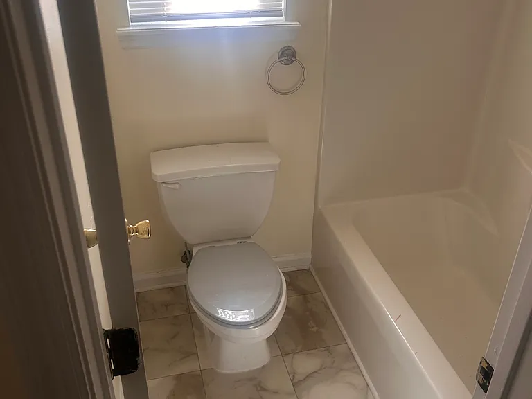 921 Pine Cone Cir — Photo 7
