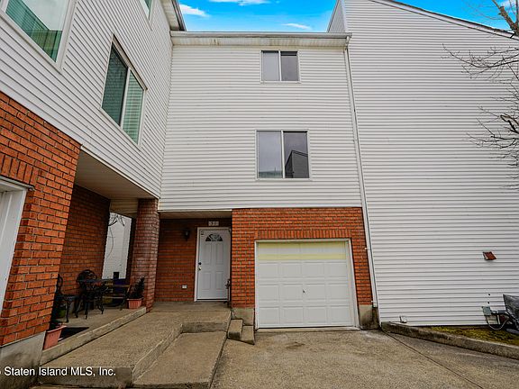 2nd image of 51 Emily Ln