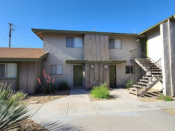 2nd image of 904 N Jones Blvd APT 4