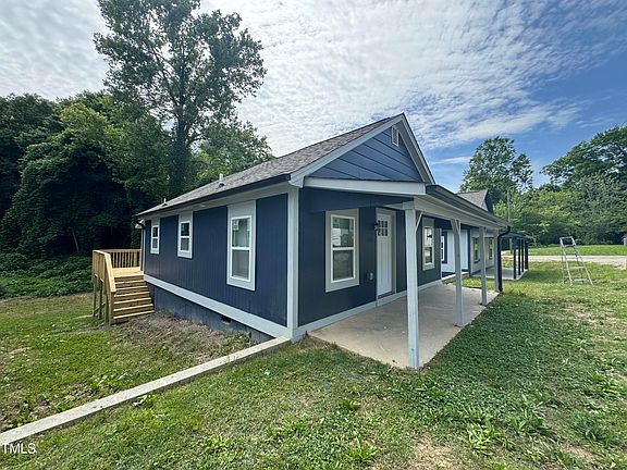2nd image of 409 Spring Ct