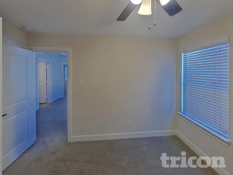 1209 Bullock Dr — Photo 14