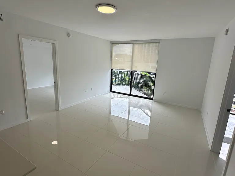 5252 NW 85th Ave #1 — Photo 13