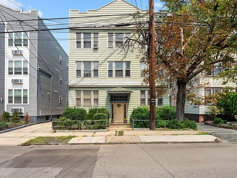 380 Ege Ave #1 — Photo 20
