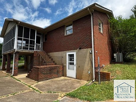4th image of 5746 Iron Bridge Rd