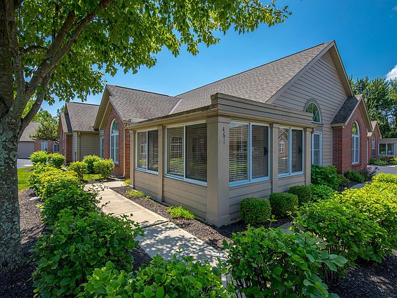 4th image of 461 Mallet Pl W