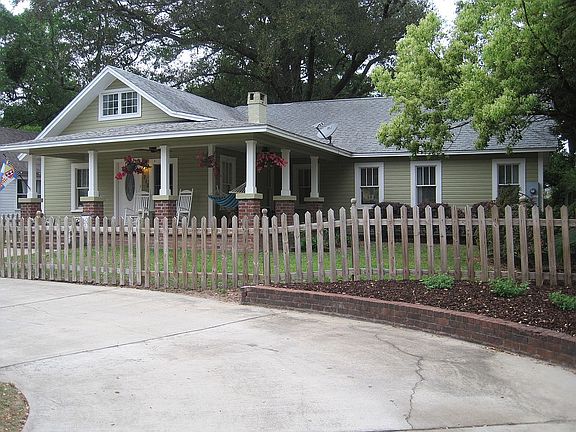 House with large porch