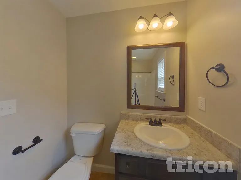 456 Blairwood Ct — Photo 14