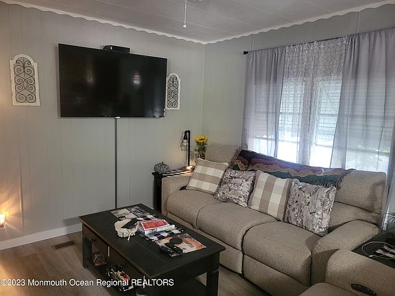 2nd image of 61 Antonia Drive