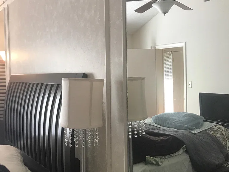 697 Serramonte Dr — Photo 13