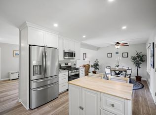 561 Lake Shore Rd, Grafton, WI 53024