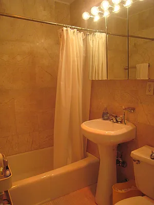 Rented by Compass | media 17