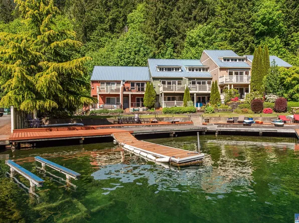 331 Maple Grove Rd, Pt Angeles, WA 98363