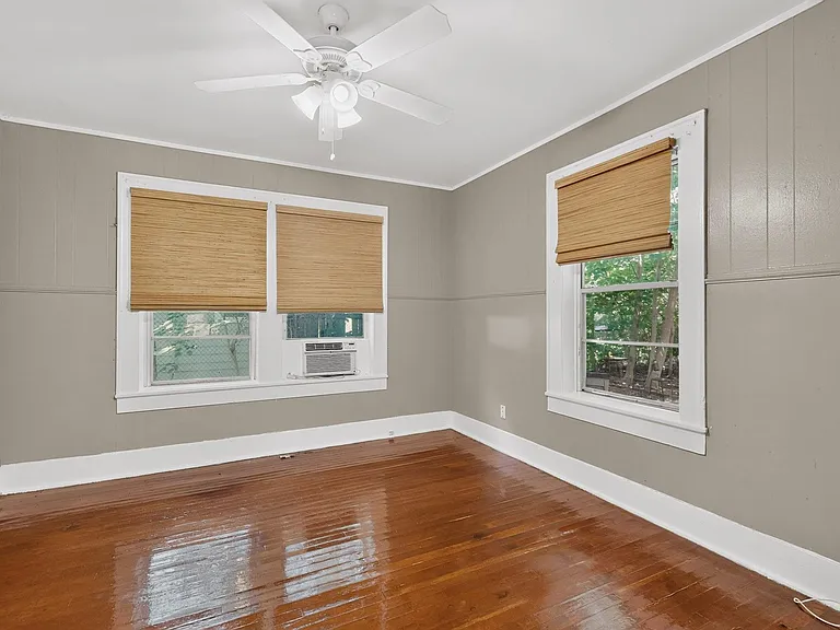 4008 Burnet Rd — Photo 24