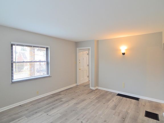 2nd image of 110 Morris Rd