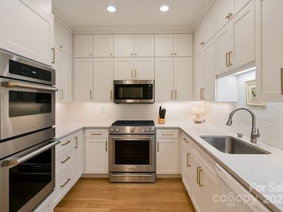 904 Cherokee Rd, Charlotte, NC, 28207