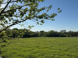 3049 Kingman Rd, Ottawa, KS 66067