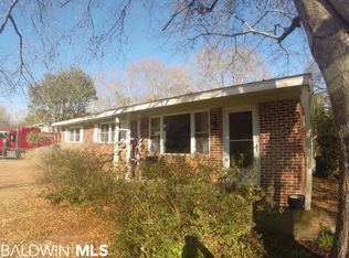 12524 Main St, Elberta, AL 36530