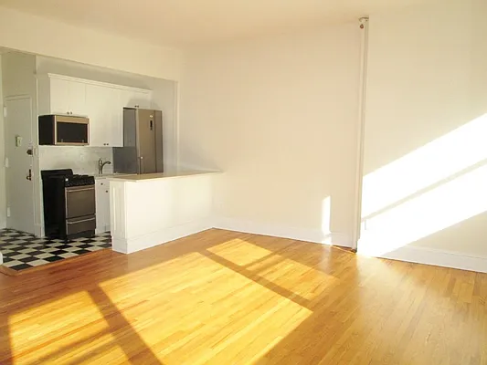 Rented by Keller Williams NYC | media 11