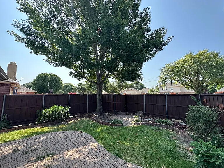 10701 Nashville Dr — Photo 22